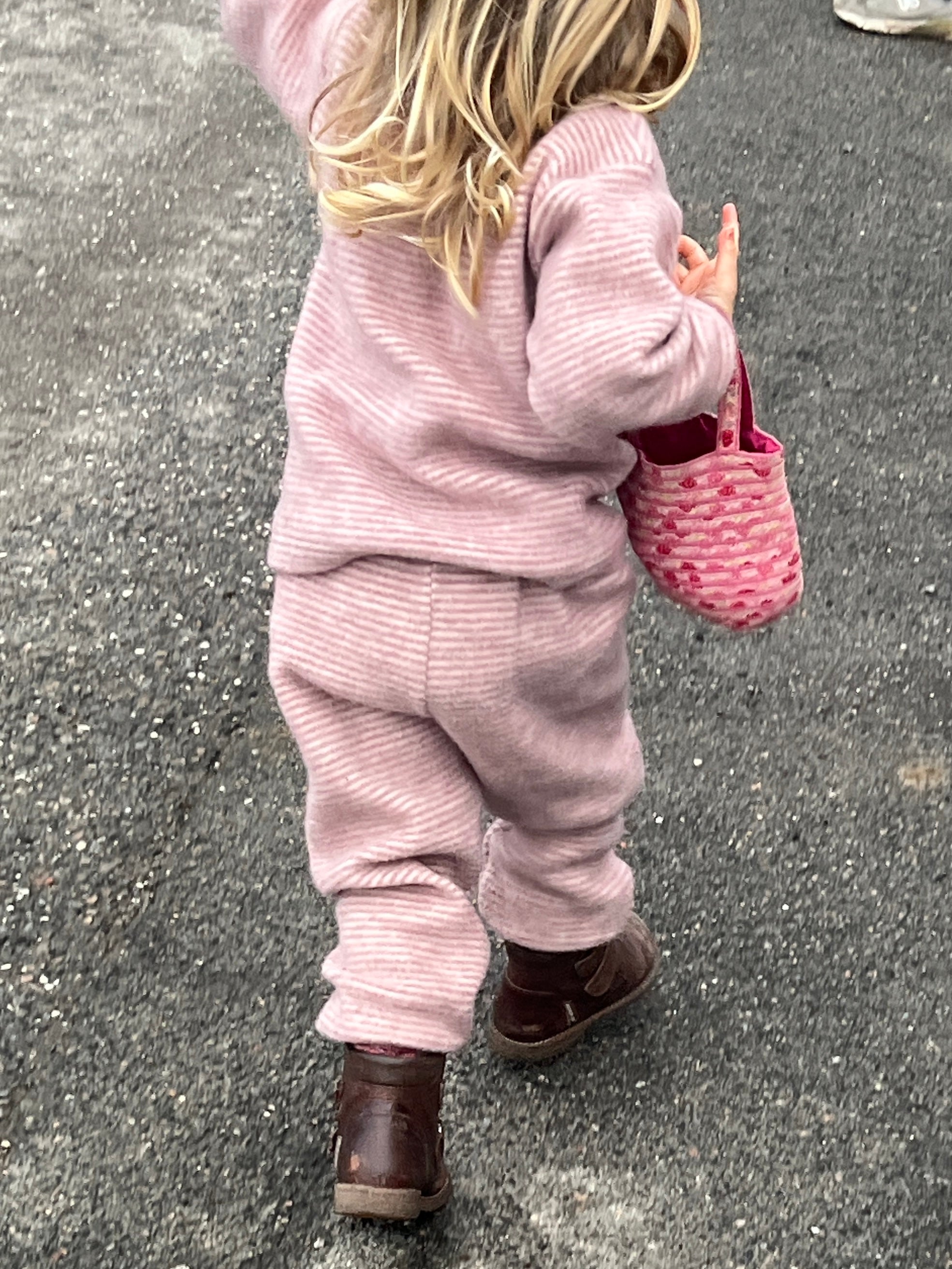 Uld sæt - mauve/natur