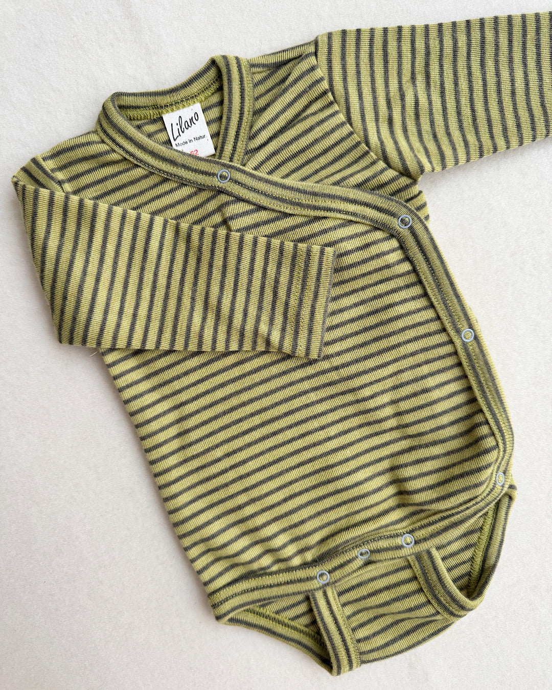 Slå-om body uld/silke - khaki/kiwi strib