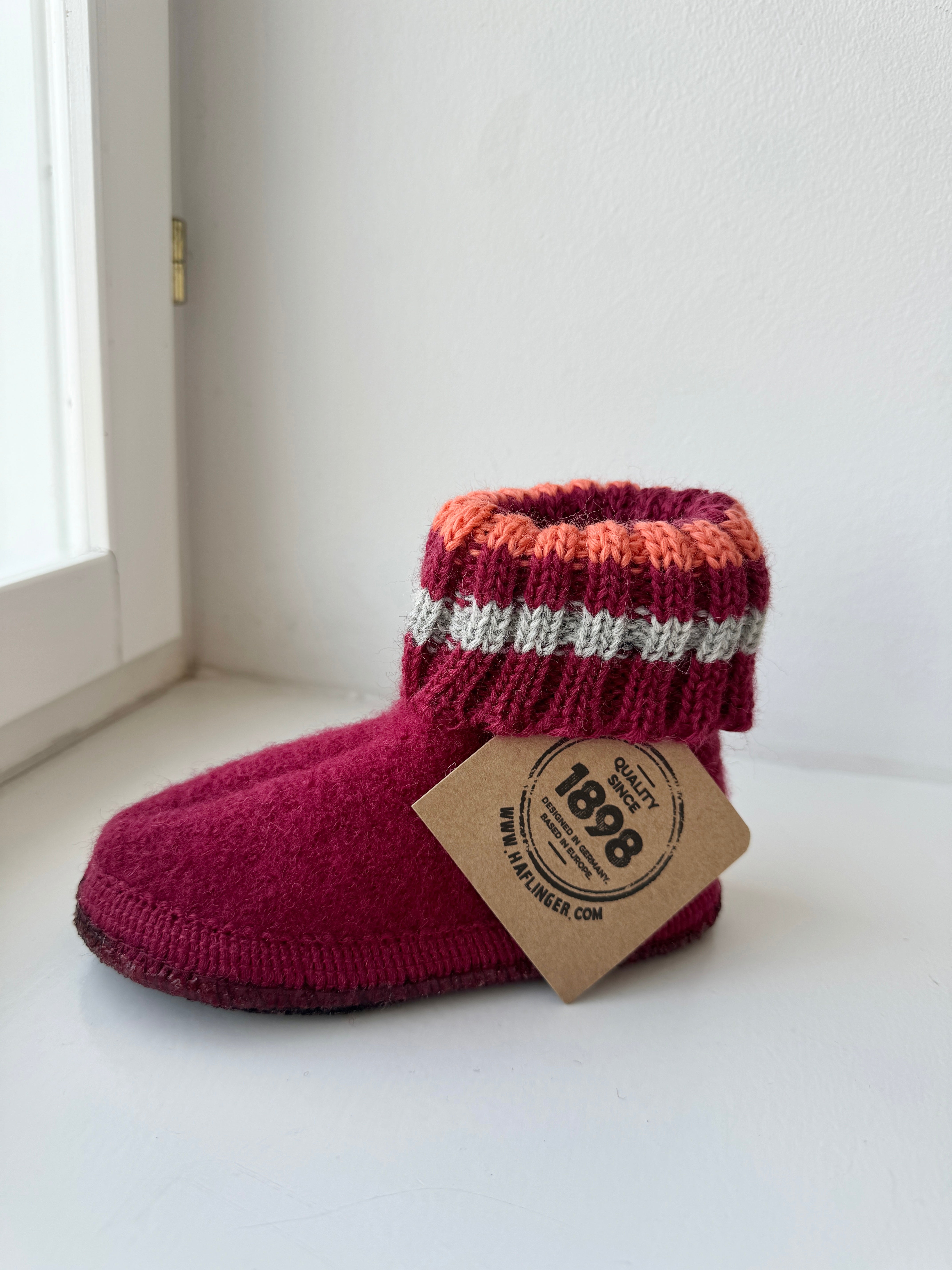 Slippers - burgundy