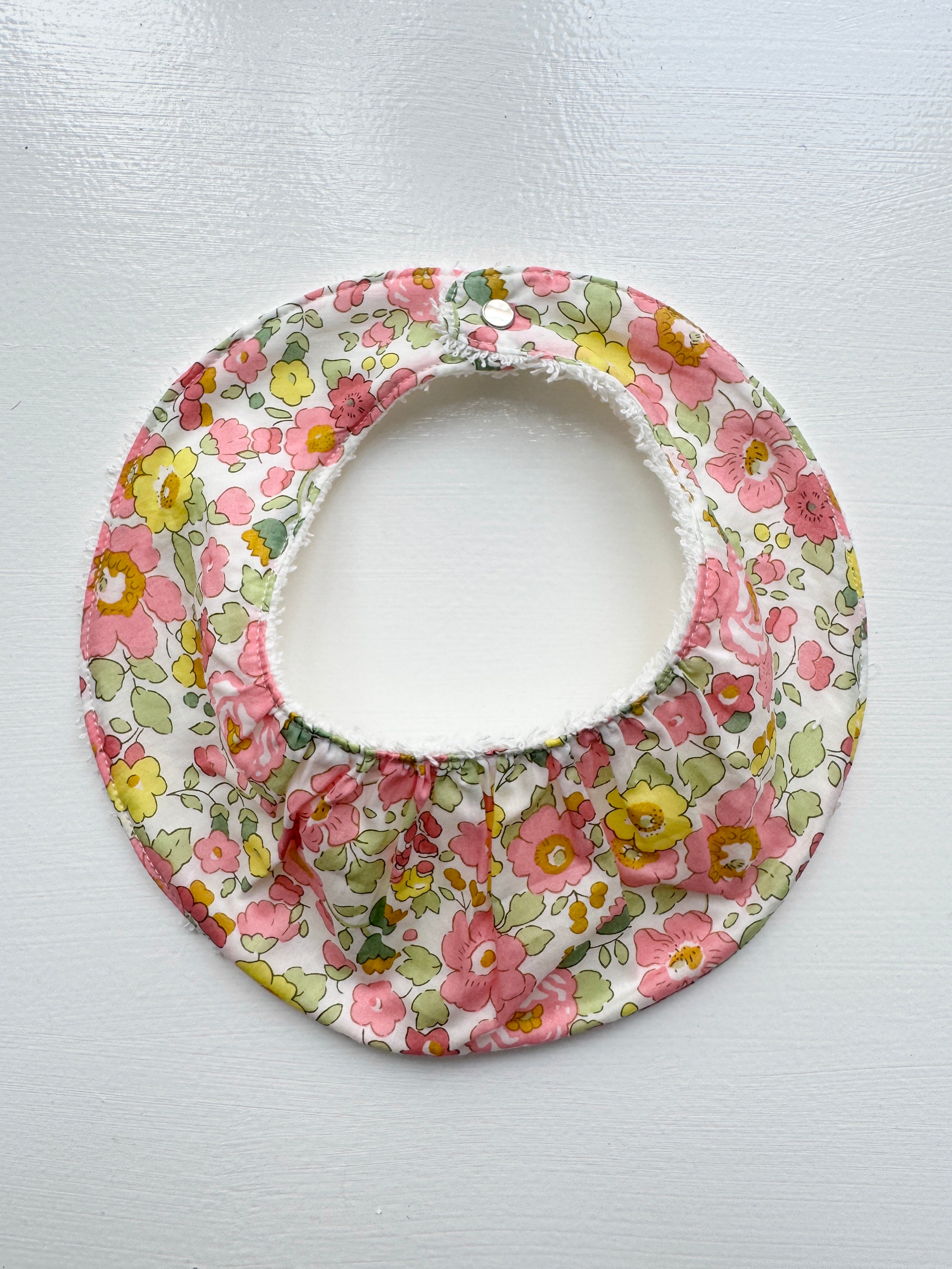 Poeter Liberty Hagesmæk