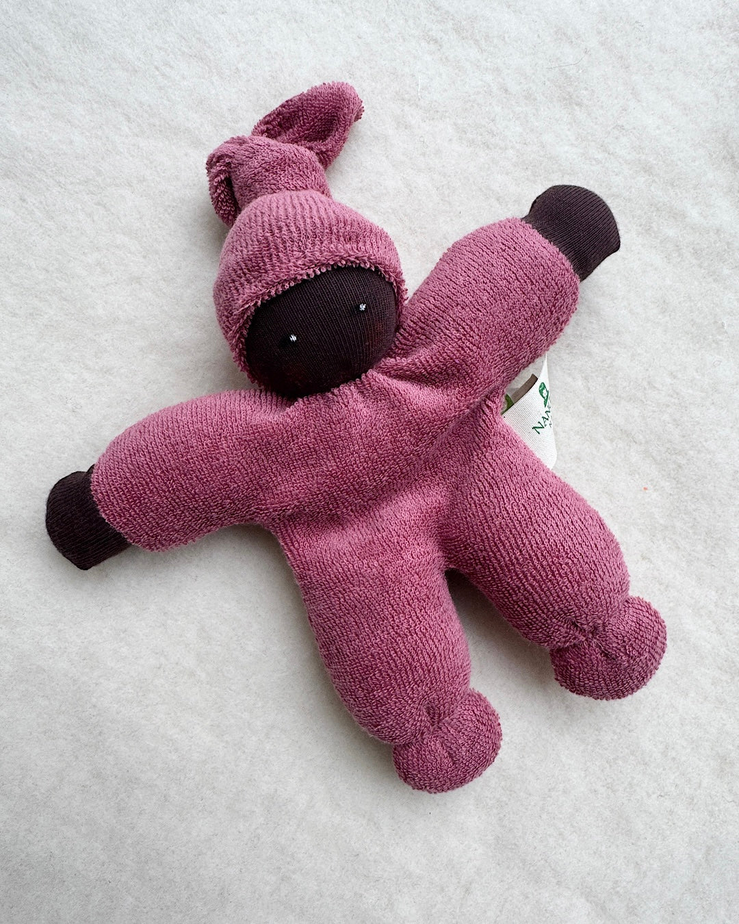 Håndsyet økologisk dukke - Rosa