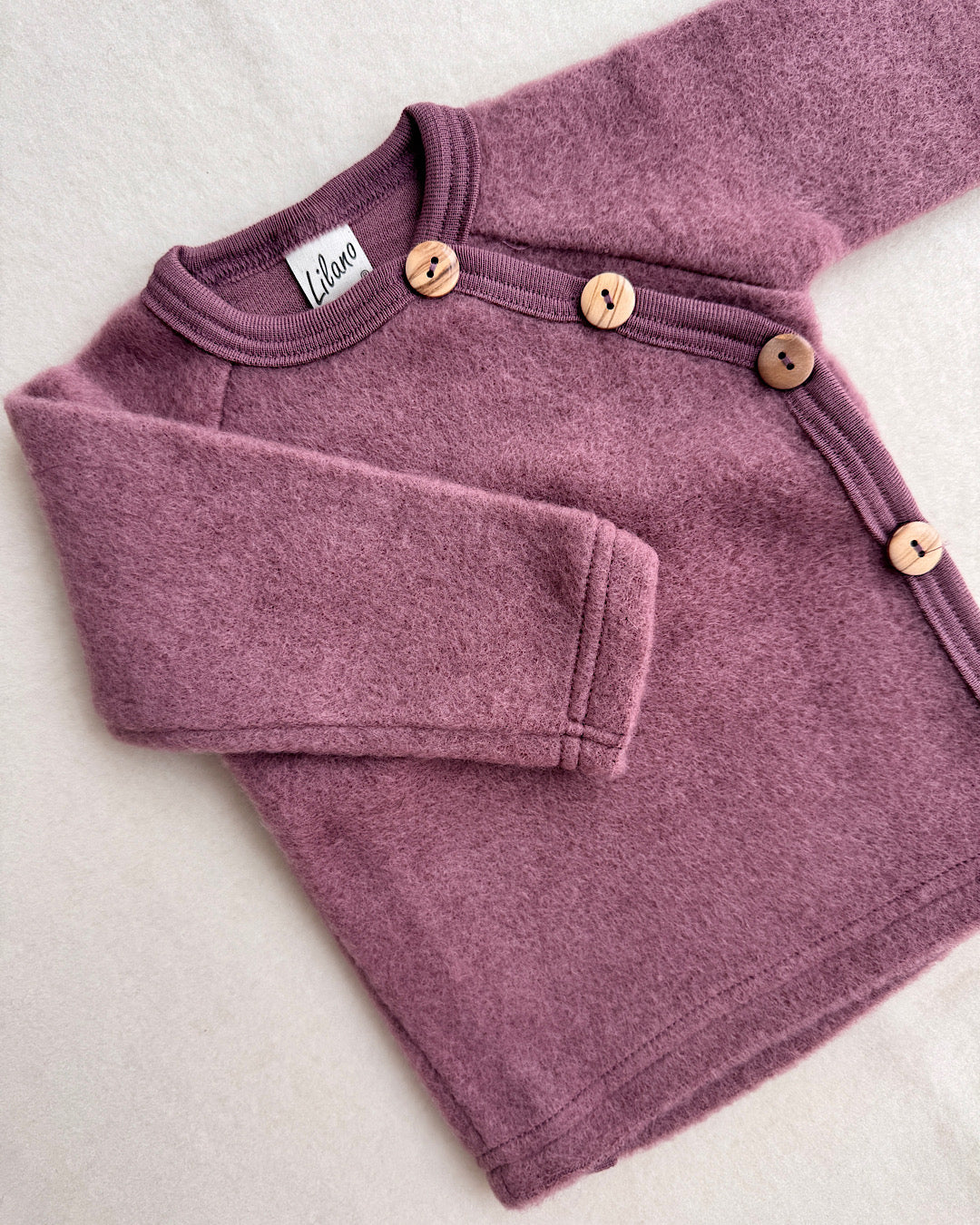 Slå-om bluse med træknapper - mauve