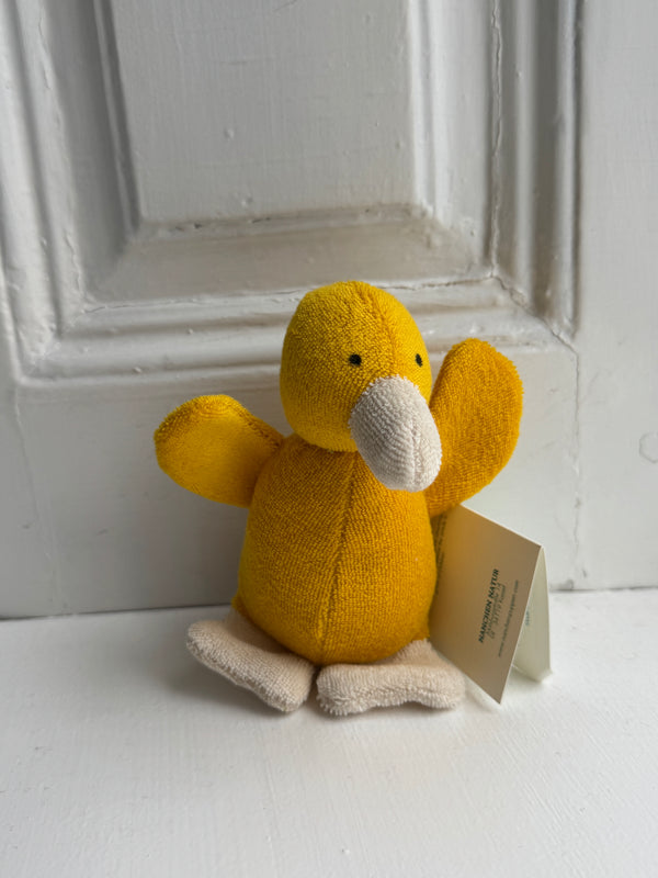 Håndsyet økologisk dukke kylling