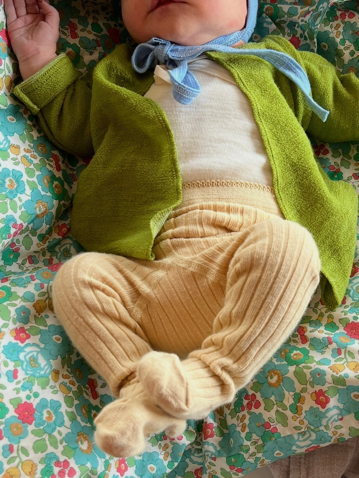 Cardigan i uldfrotté med bindebånd - grøn