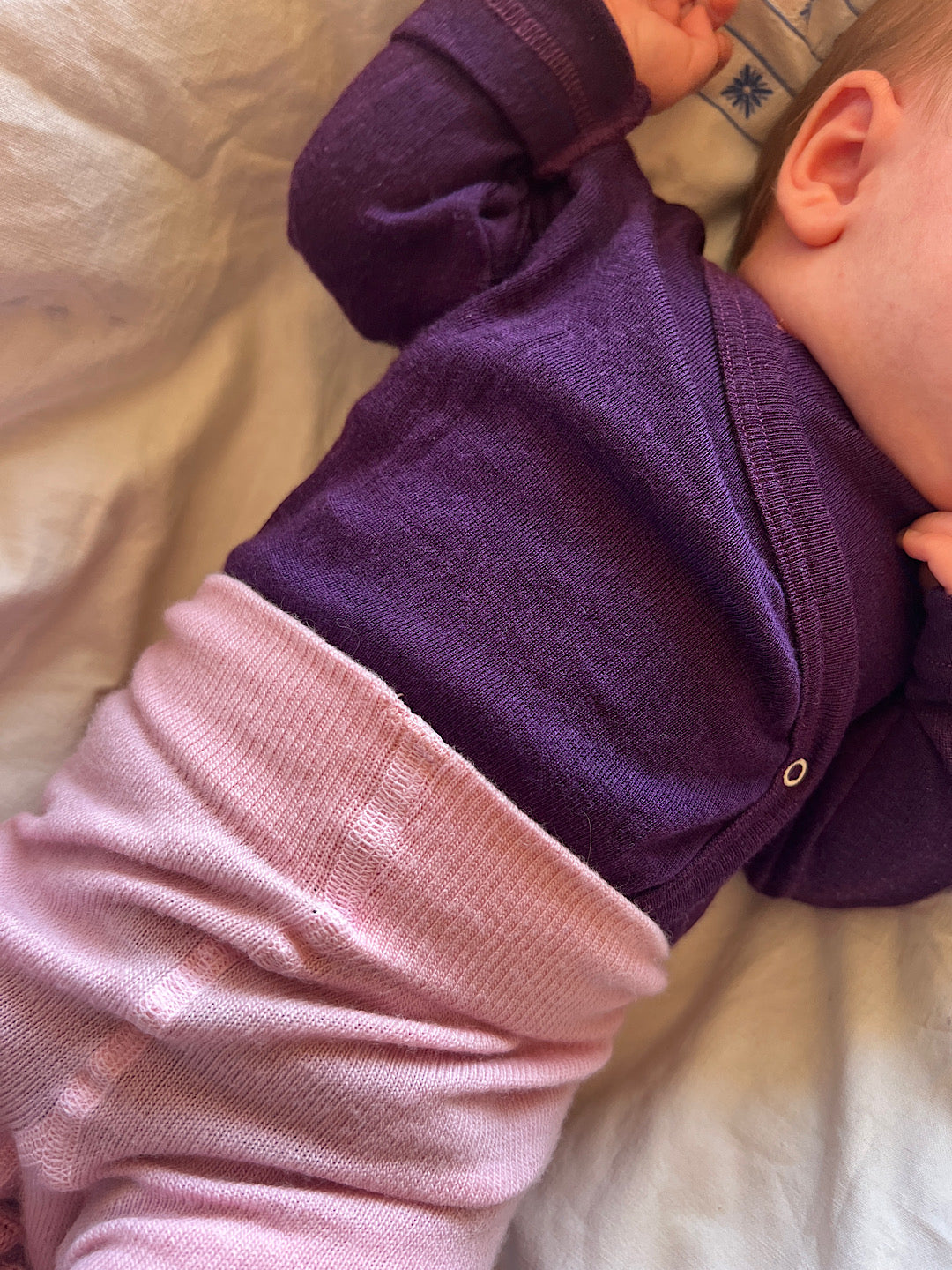 Baby-Body slå-om uld/silke - aubergine