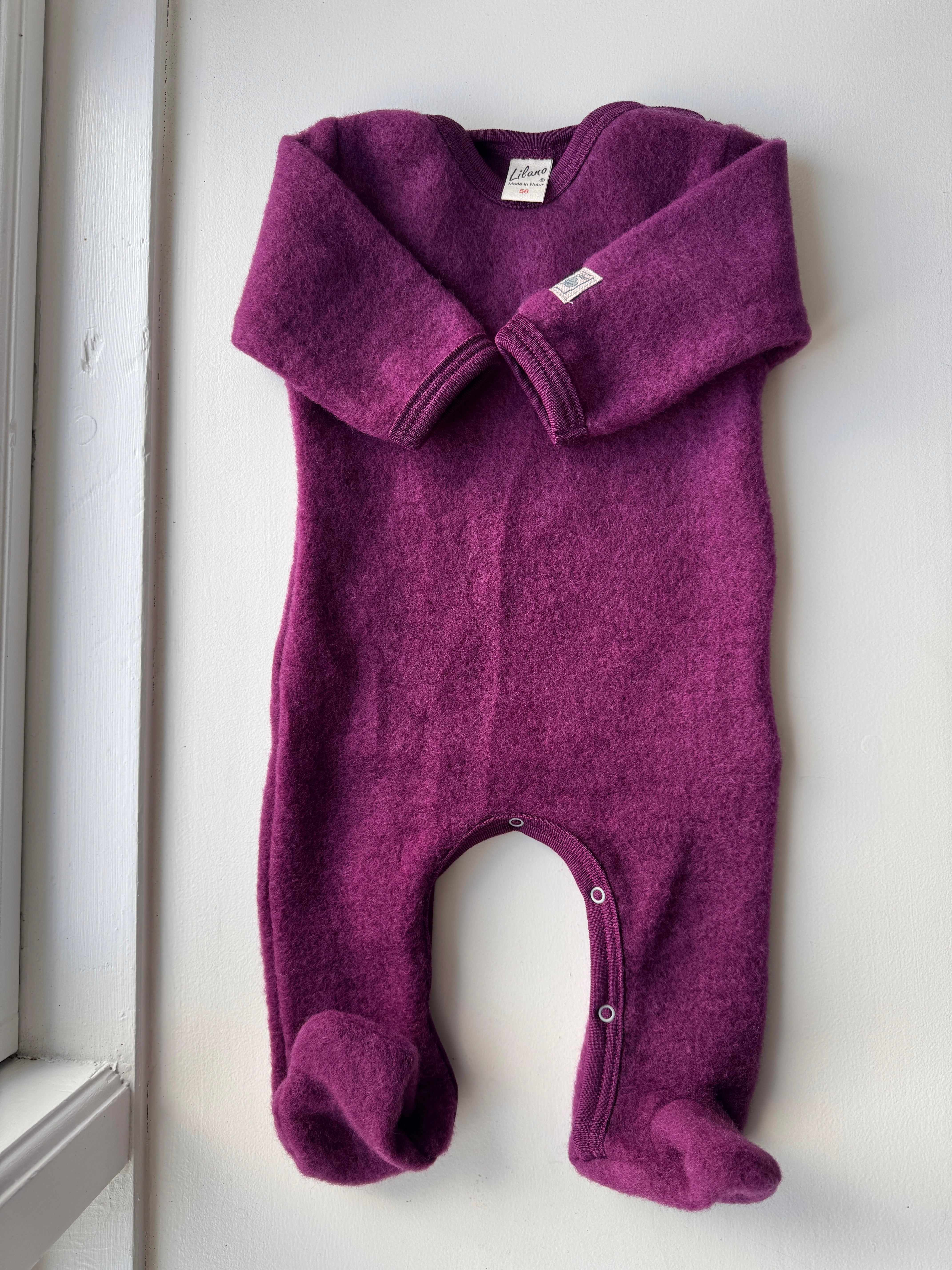 Jumpsuit with feet - berry