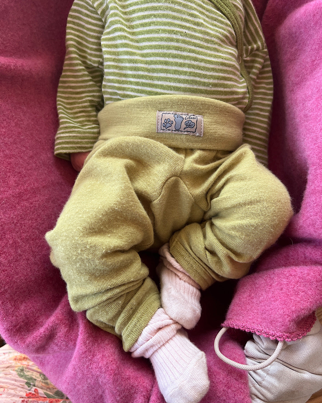 Bukser med ombuk uld/silke - kiwi