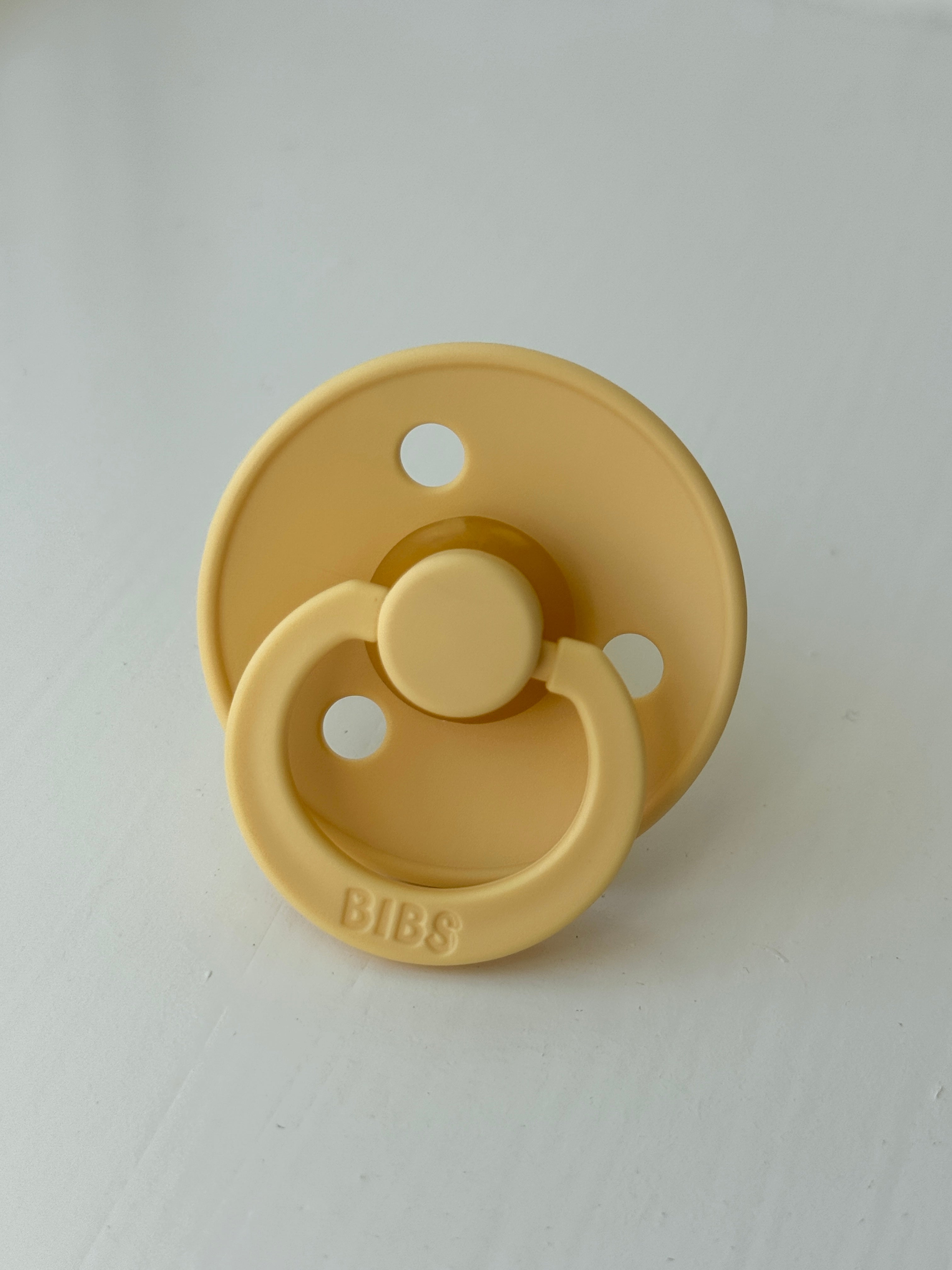 BIBS sutter str 2 - pale butter