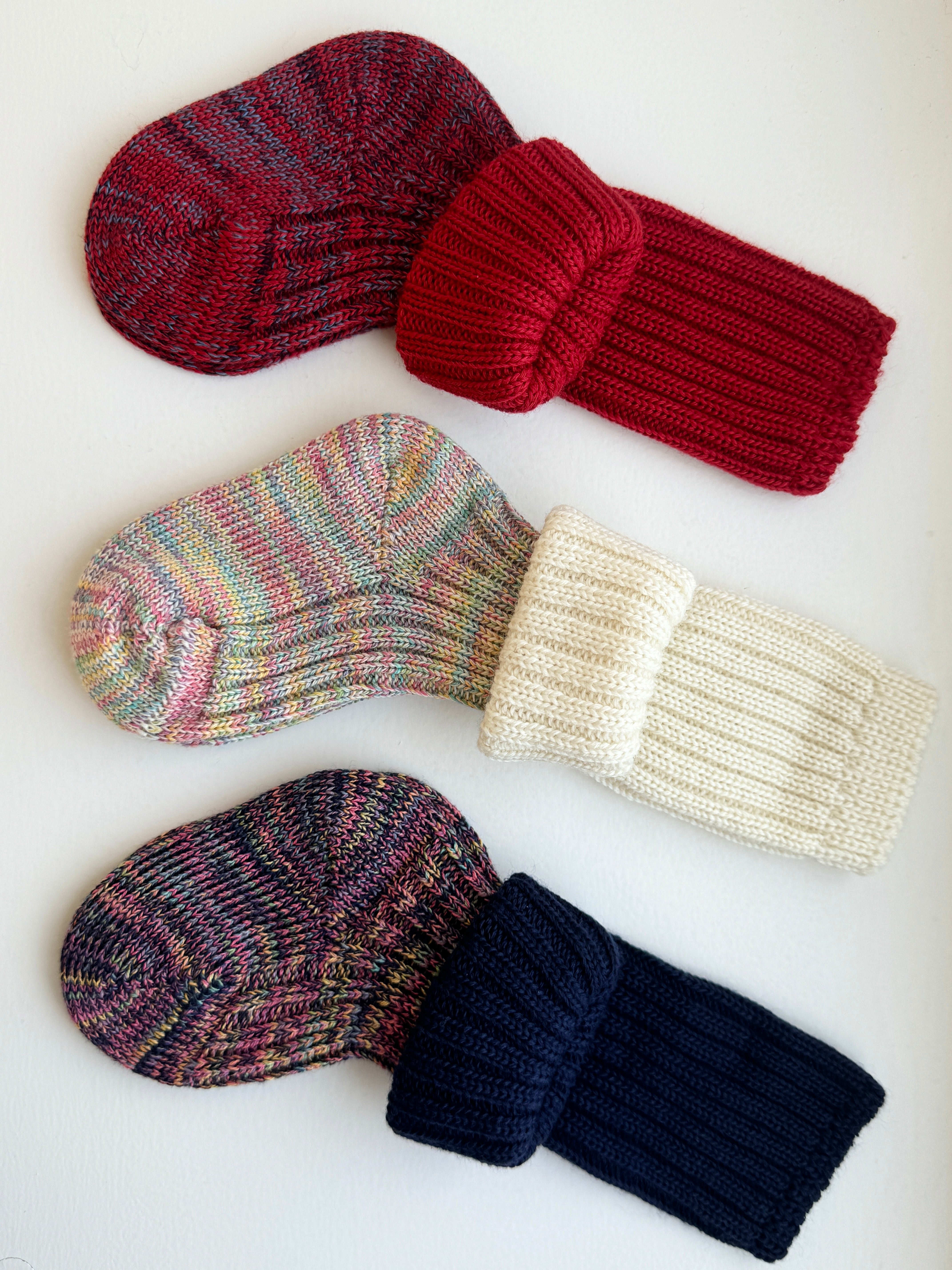 Multifarvede bomuld/uldsokker m. rib og ekstra længde: Rød